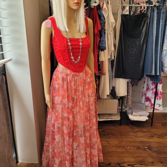 Skirt - Picture 1 of 3